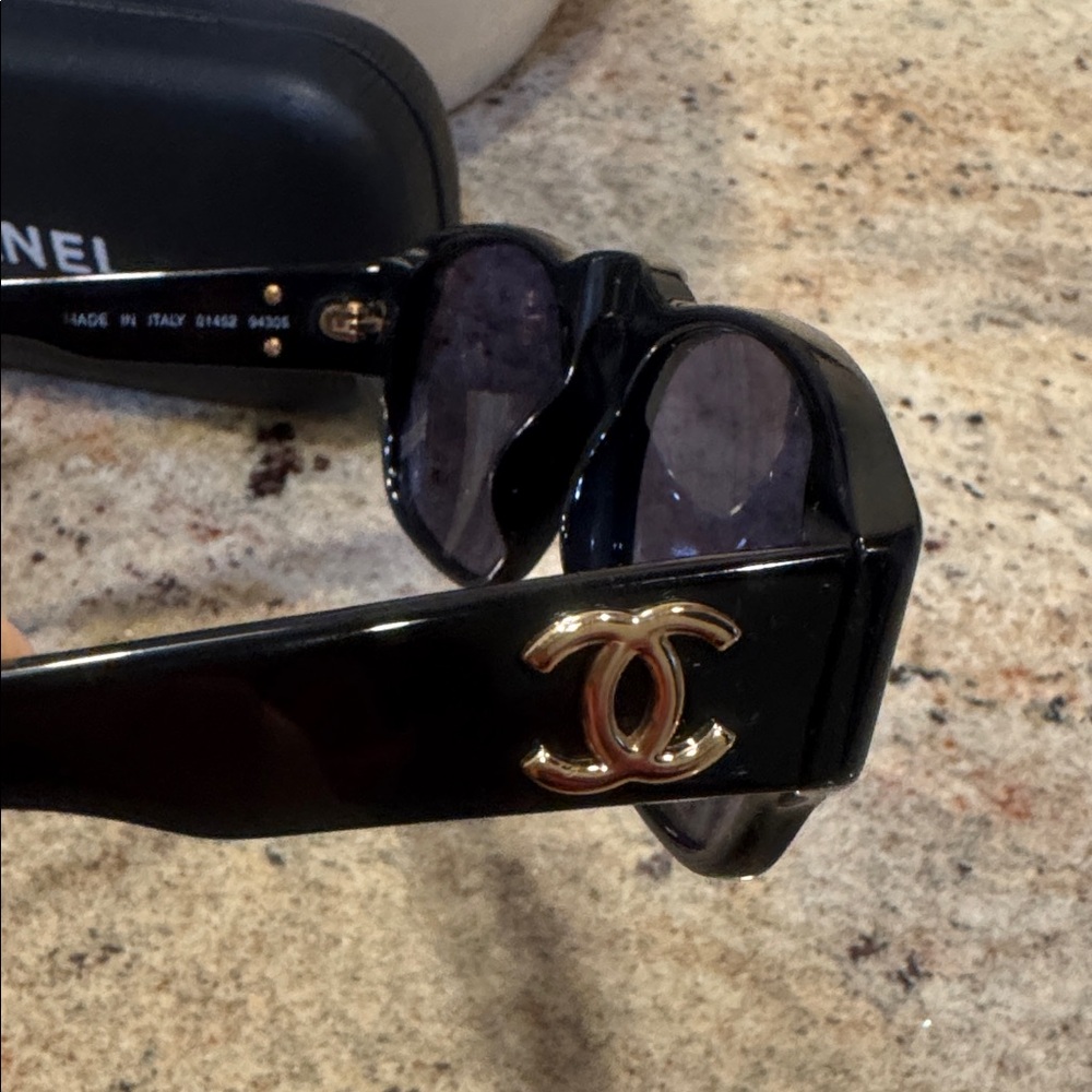 Chanel Vintage Sunglasses Black w/Silvertone Lens - Picture 12 of 14